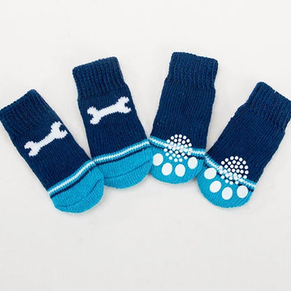 4pcs/set Dog Socks Cute Pattern Foot Covers Warm Anti Slip Shoes Puppy Paw Protector Christmas Gift Pet Accessories