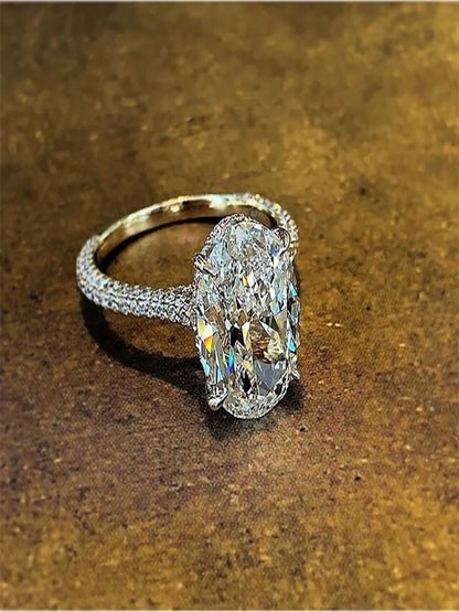 European and American Anniversary Couple Gift: European and American New Geometric Ring Luxury Green Zircon Accessory