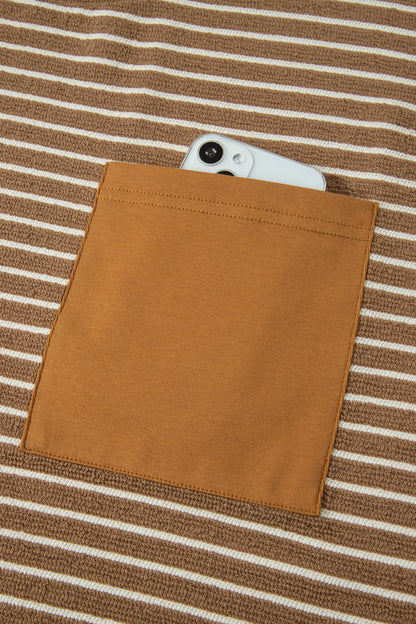 Conjunto de descanso de talla grande a rayas caqui con bloques de color y bolsillos
