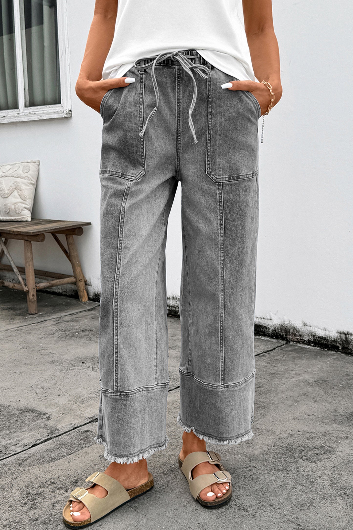 Pantalones Anchos Vaqueros Grises con Cordón, Detalle de Costura y Bajo Sin Rematar