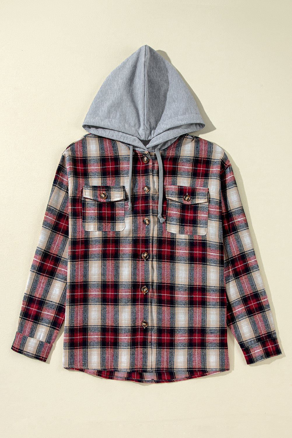 Chaqueta con capucha y bolsillos en el pecho con botones y estampado de cuadros escoceses rojos
