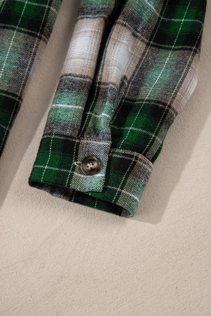 Sobrecamisa con Capucha Abotonada y Bolsillo en el Pecho con Estampado de Cuadros Verdes