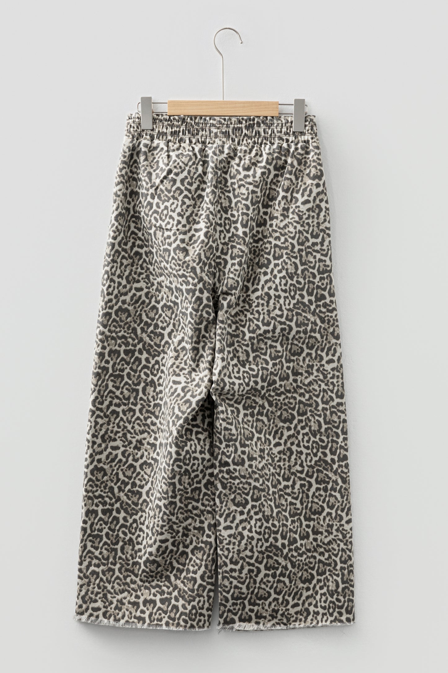 Pantalones Vaqueros Estampado Leopardo Marrón con Bajo Deshilachado y Cintura Elástica Sueltos