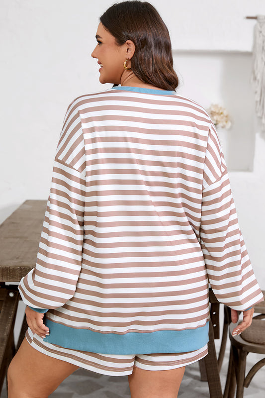 Conjunto de suéter y pantalón corto de talla grande con hombros caídos y borde en contraste a rayas caqui