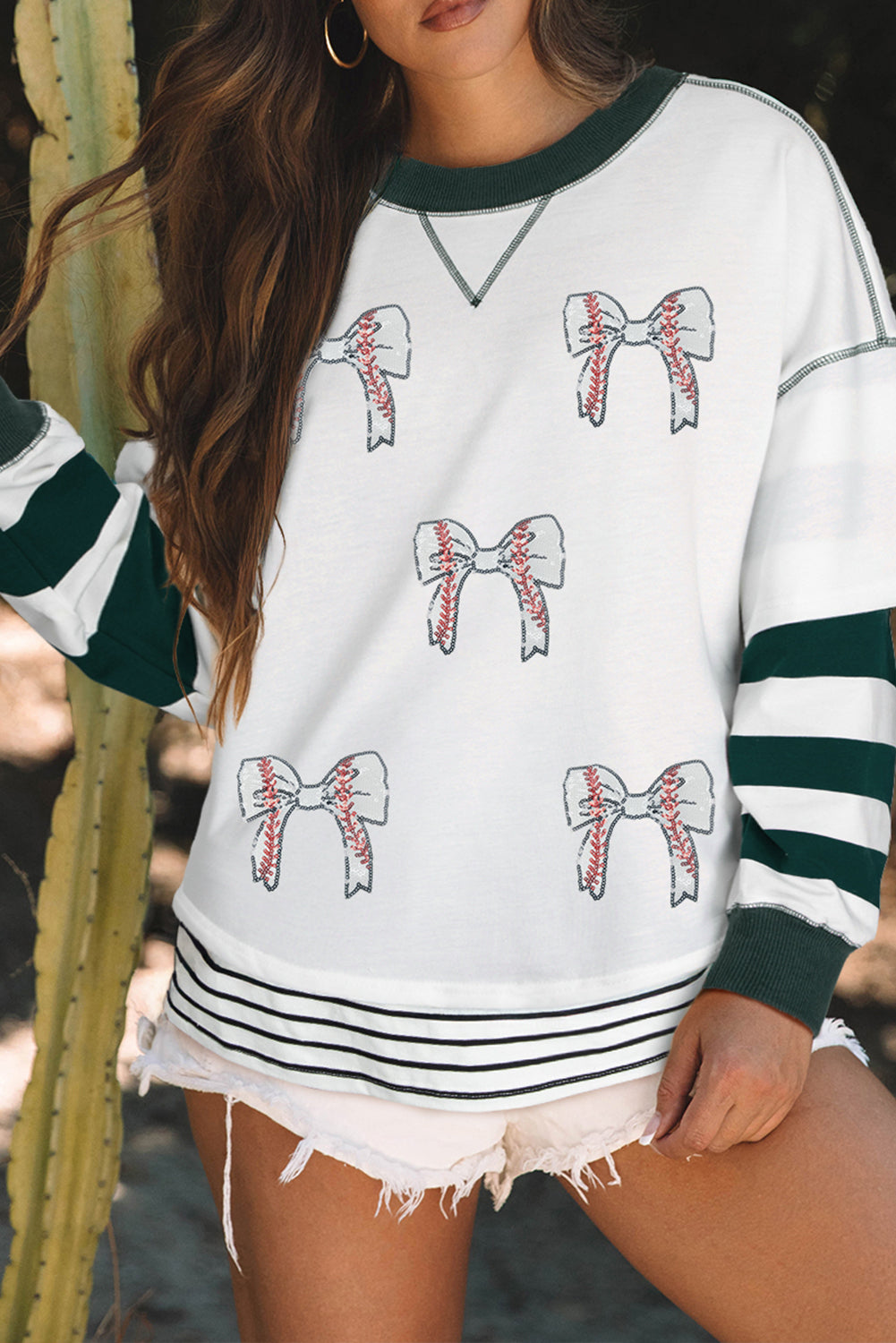 White Stripe Bowknot Patched Pattern Contrast Stitching Pullover Trendy Sweatshirt - Snoopy's Closet