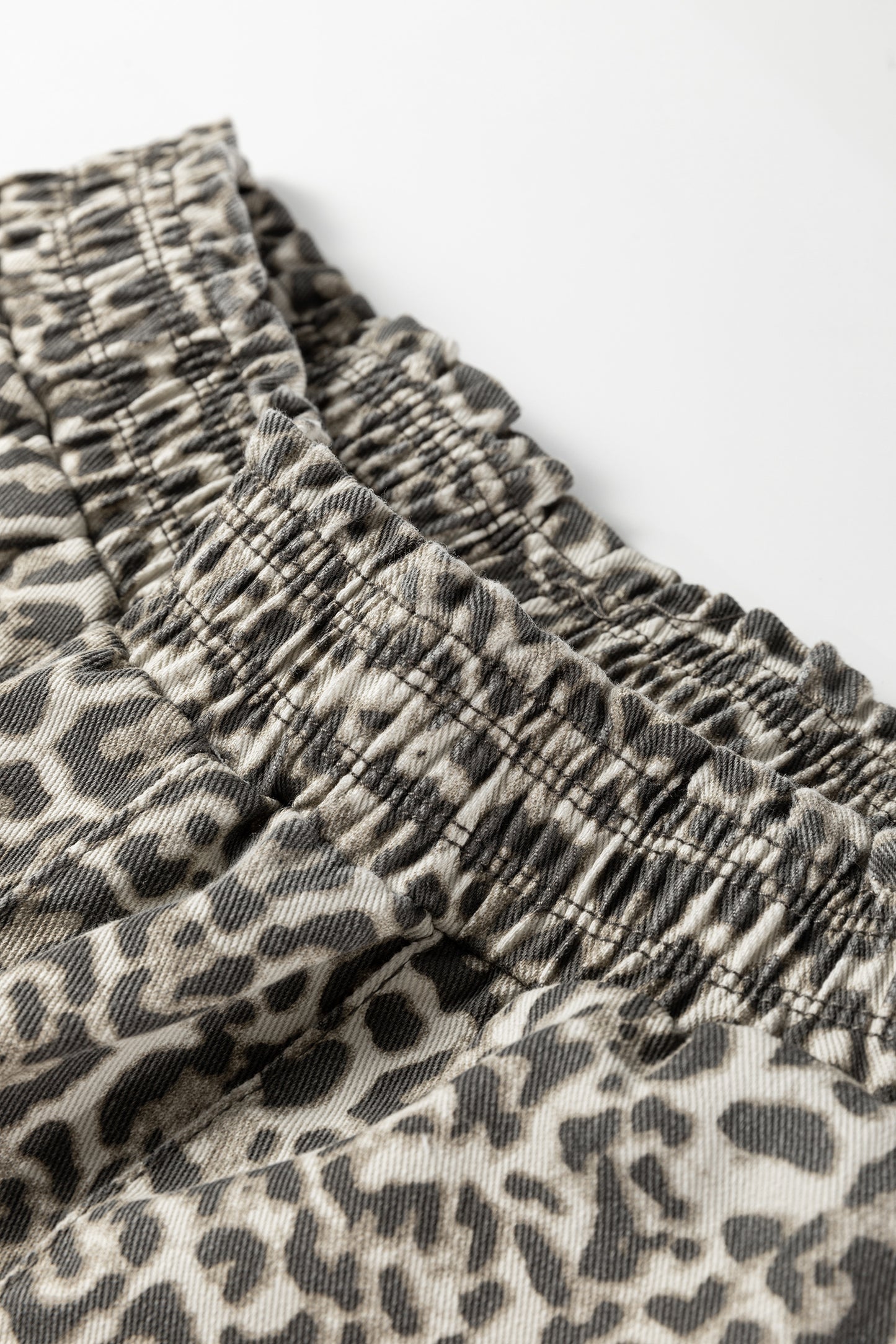 Pantalones Vaqueros Estampado Leopardo Marrón con Bajo Deshilachado y Cintura Elástica Sueltos