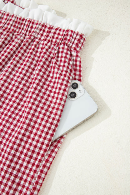 Pantalones cortos de talla grande con estampado a cuadros y ribete de contraste en rojo