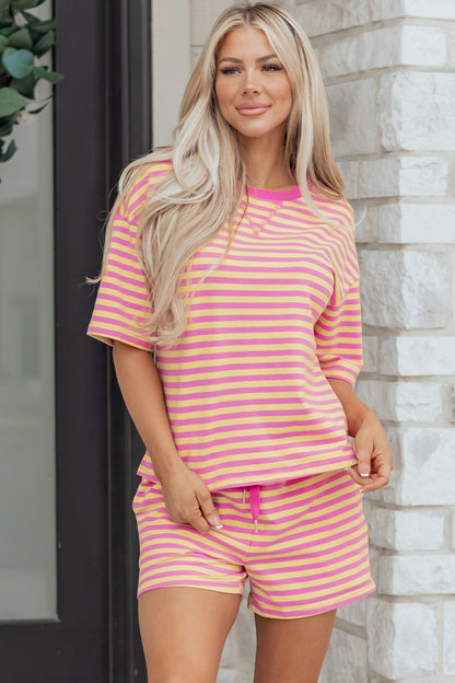Conjunto corto informal de felpa Rose Stripe con hombros caídos