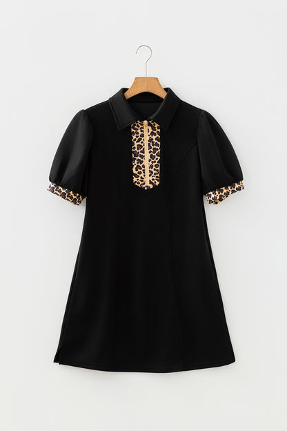 Vestido Mini Acampanado de Manga Corta Abullonada con Cuello de Cremallera y Retales de Leopardo Negro