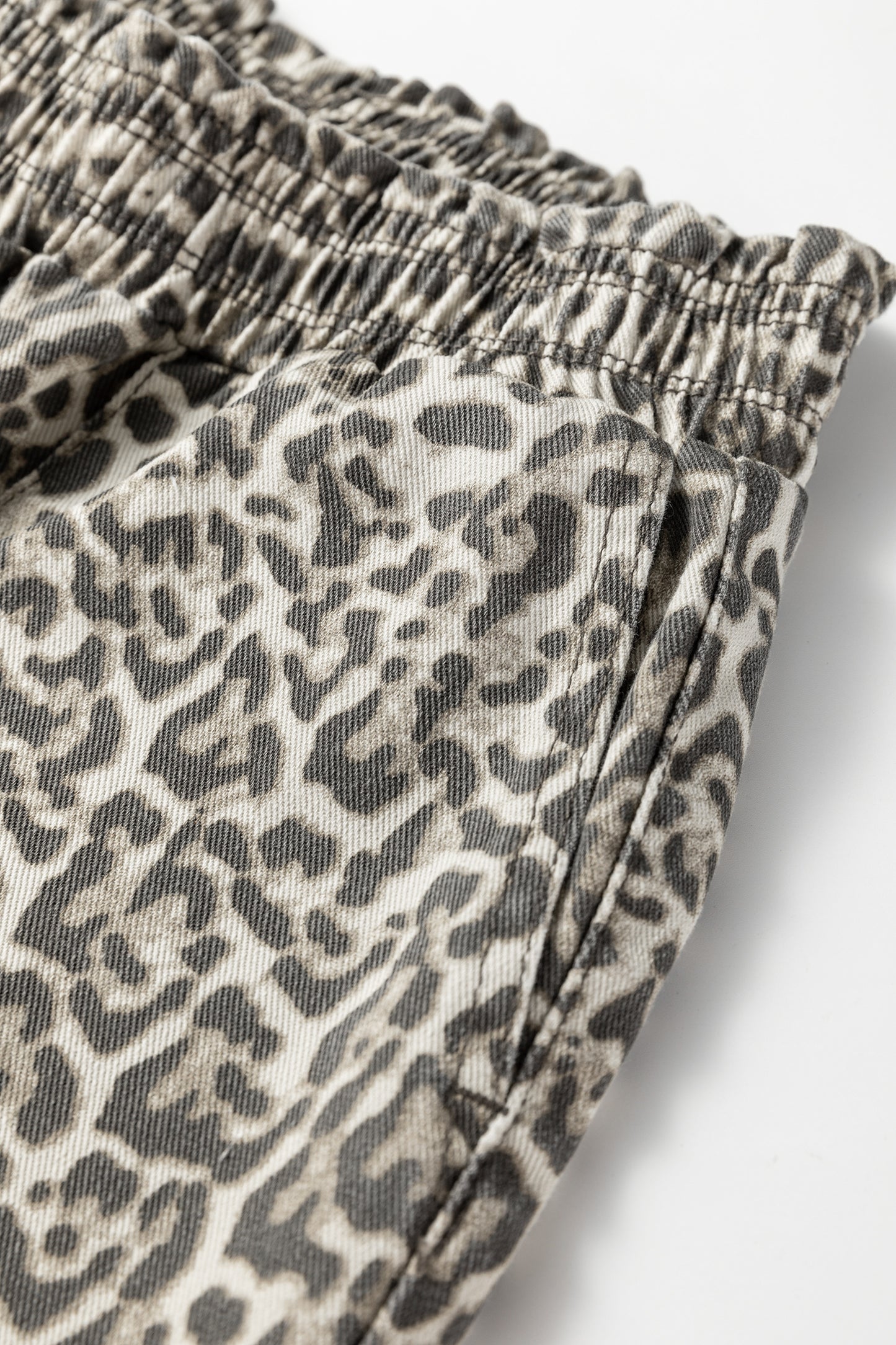 Pantalones Vaqueros Estampado Leopardo Marrón con Bajo Deshilachado y Cintura Elástica Sueltos