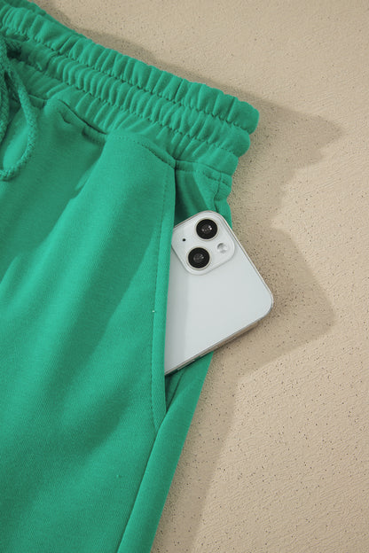 Conjunto de 2 piezas de camiseta holgada y pantalones cortos con cordón en verde mar liso