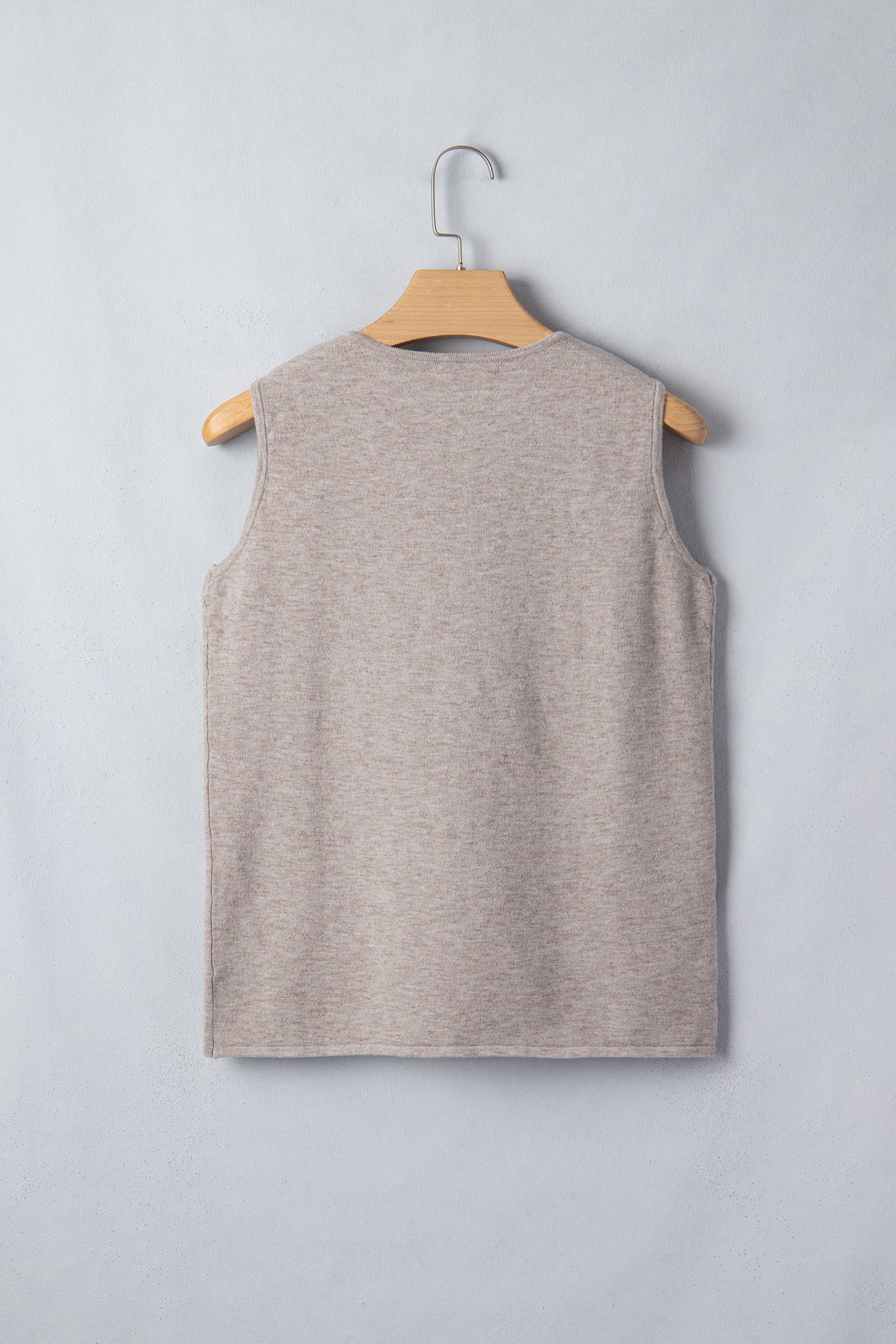 Gray Morn Metal Star Detail V Neck Sweater Knit Tank Top