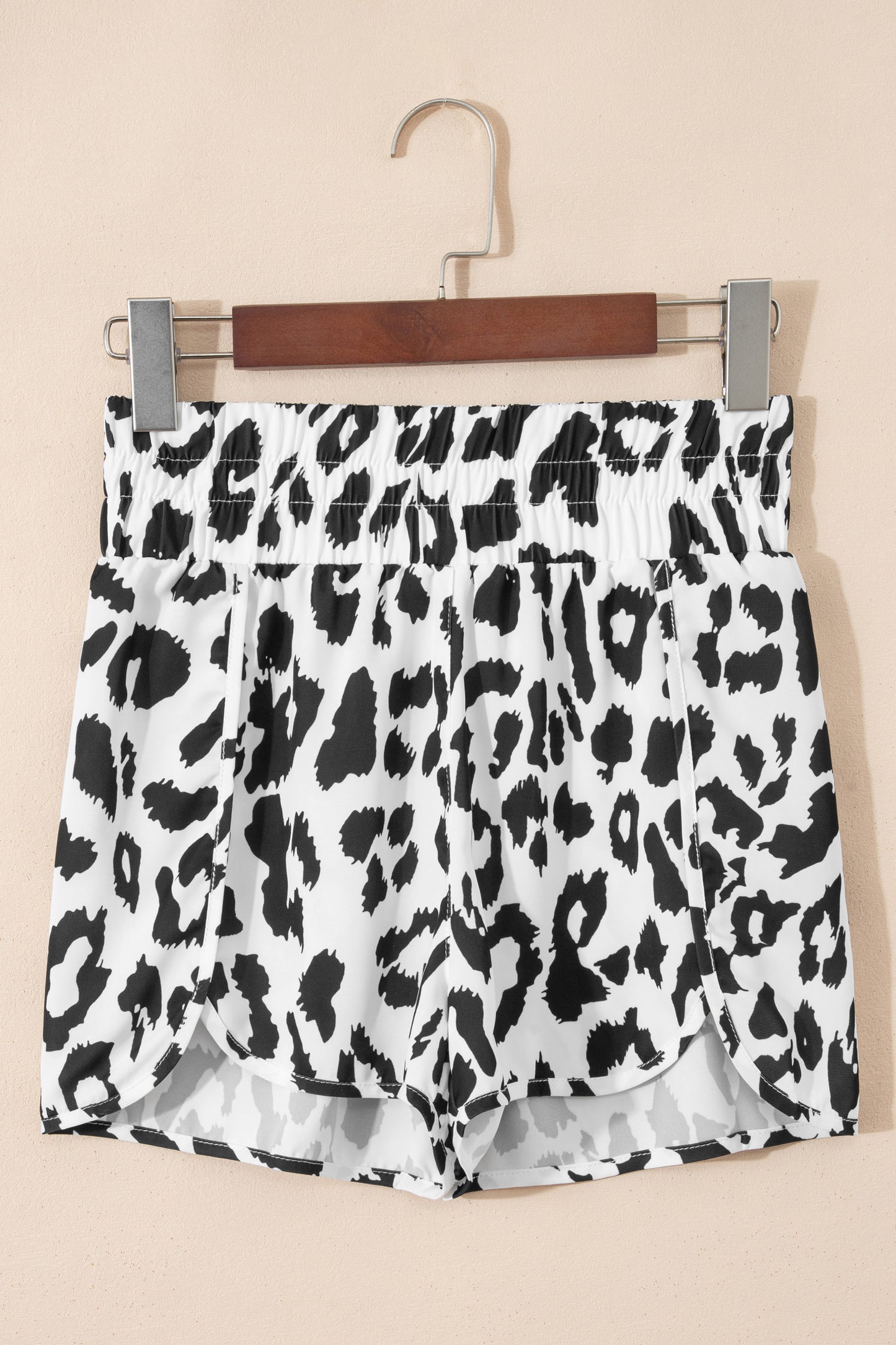 Pantalones cortos deportivos de tiro alto White Leopard