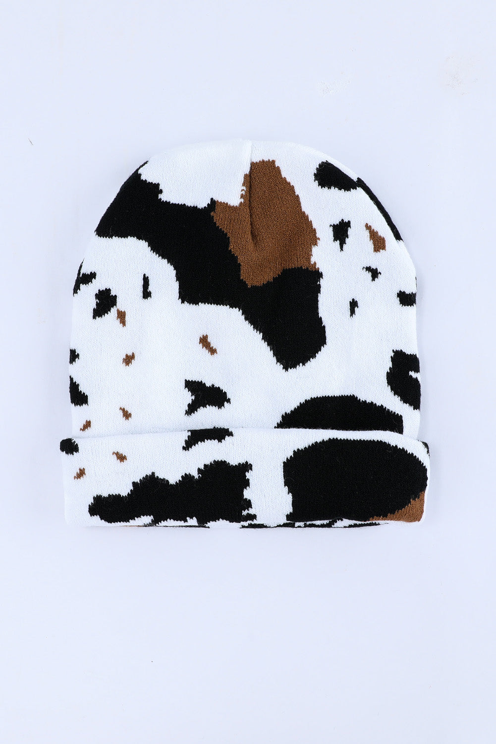 Gorro cálido con estampado de manchas de vaca en negro