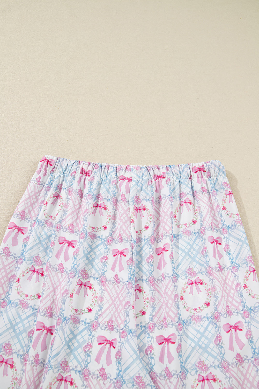 Pink Bow Wreath Pattern Christmas Holiday Tied Front Long Sleeve 2pcs Pajama Set - Snoopy's Closet