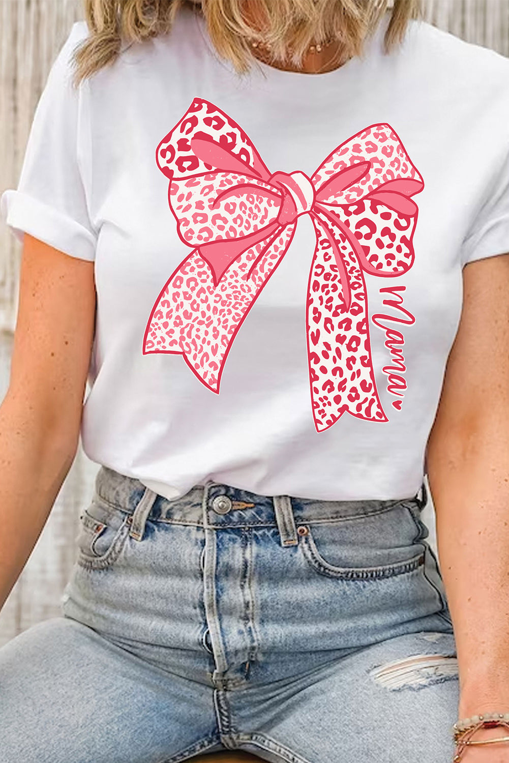 Camiseta de Moda para el Día de la Madre con Gráfico de Lazo y Leopardo Blanco