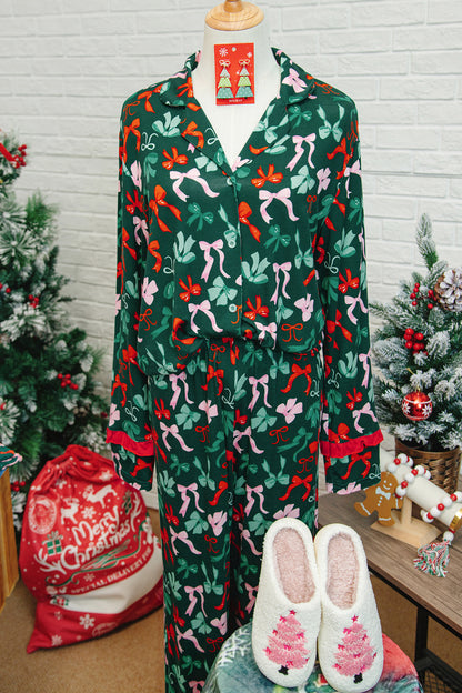 Green Festive Bow Print 2pcs Pajama Pant Set - Snoopy's Closet